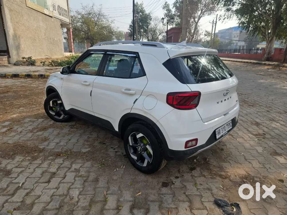 Hyundai Venue 2019 Petrol 57000 Km Driven Wsr