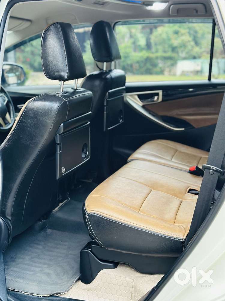 Toyota Innova Crysta 2.4 V 7 Str, 2018, Diesel