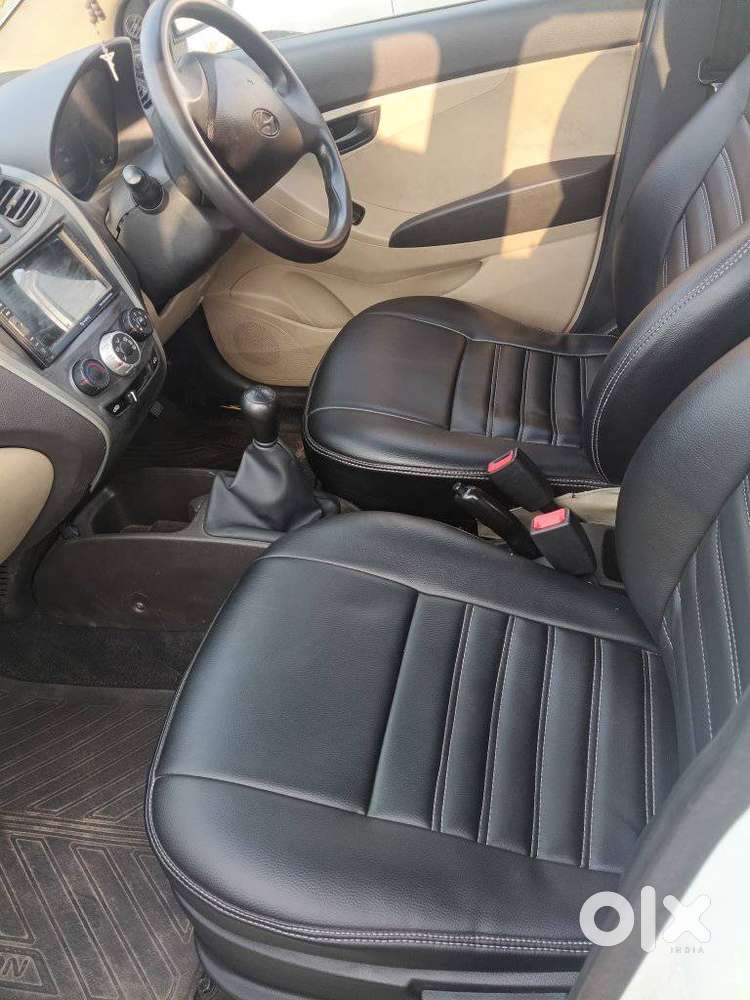 Hyundai Eon Era, 2017, Petrol