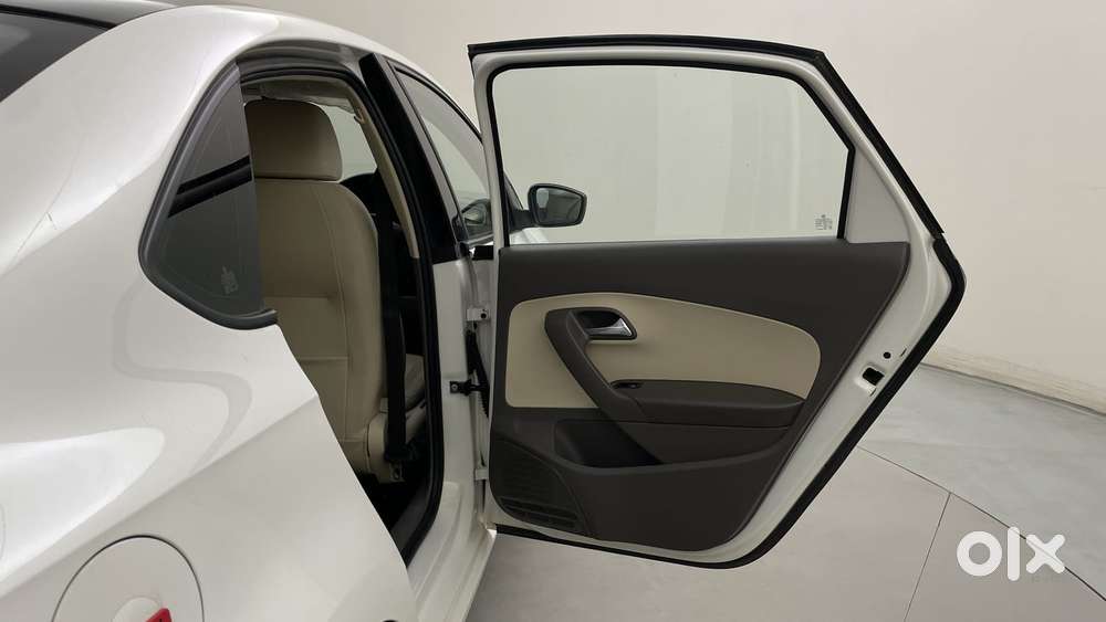 Volkswagen Vento 2010-2013 Petrol Highline, 2013, Petrol