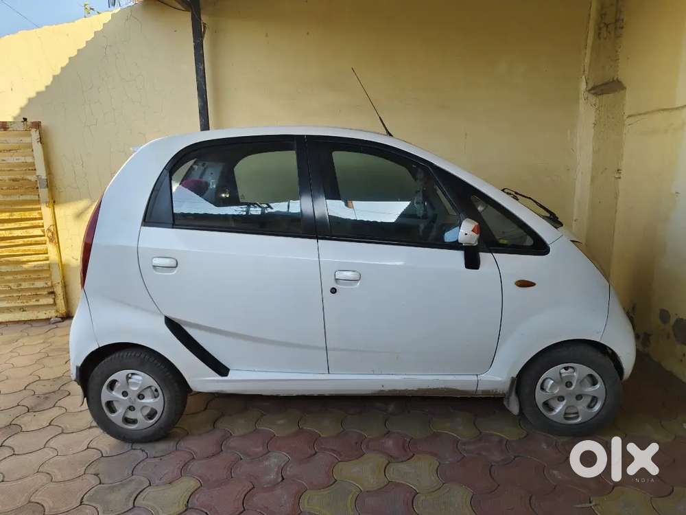 New Car Purchase And Old Car Is Selling