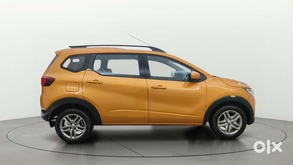 Renault Triber Rxz, 2020, Petrol