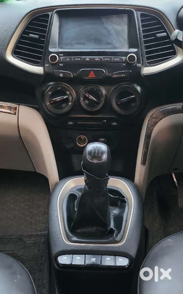 Hyundai Santro Asta, 2020, Petrol