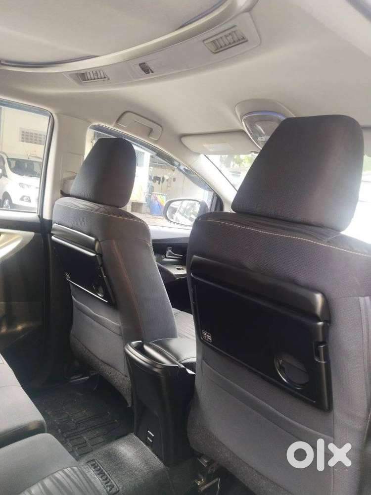 Toyota Innova Crysta 2.4 V, 2017, Diesel