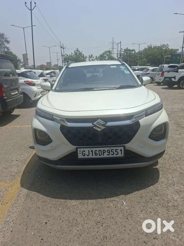 Maruti Suzuki Fronx 2024 Cng & Hybrids 27000 Km Driven