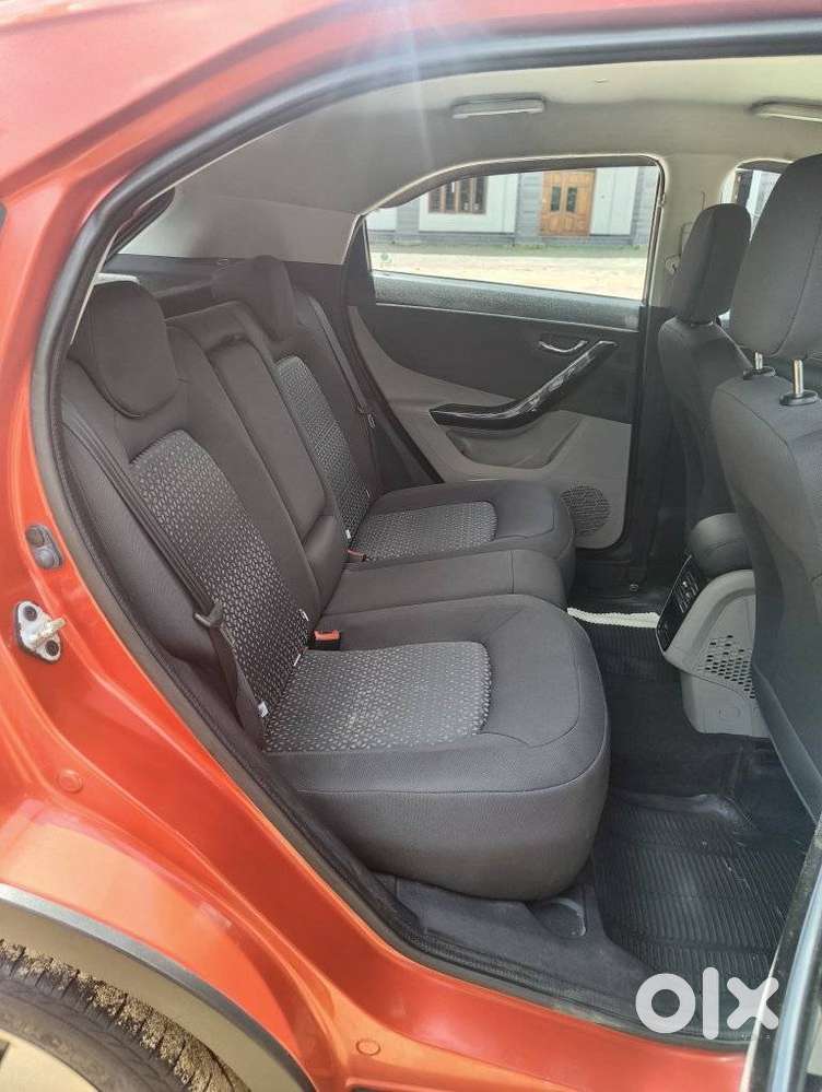 Tata Nexon 1.2 Revotron Xza Plus (o) Amt, 2019, Petrol