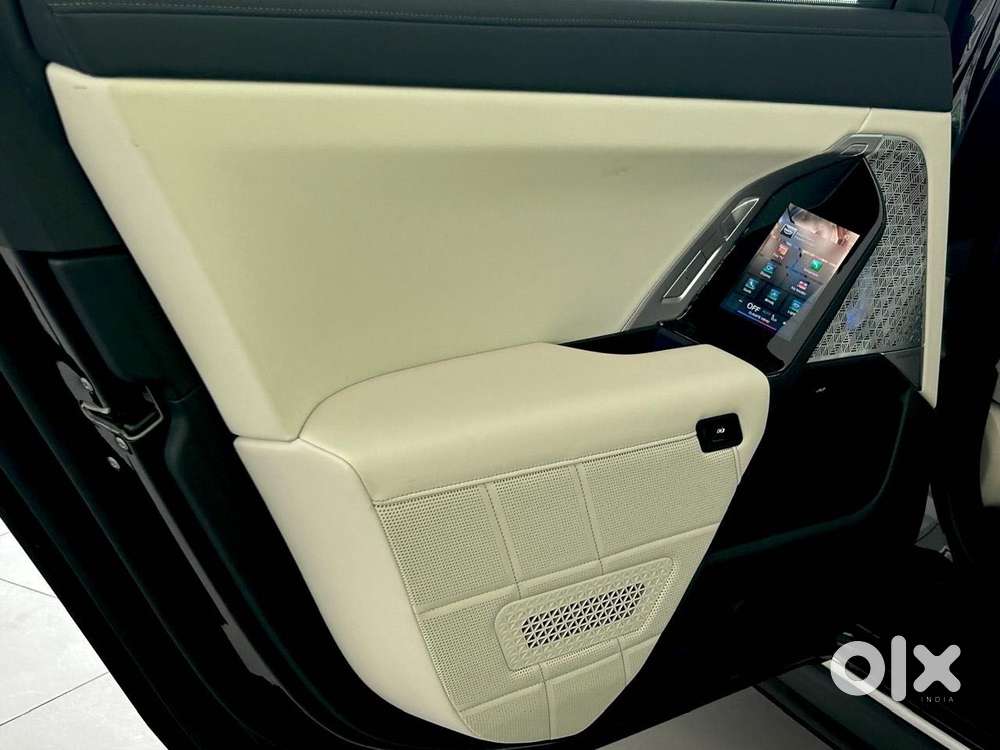 Bmw I7 M70 Xdrive, 2025, Electric