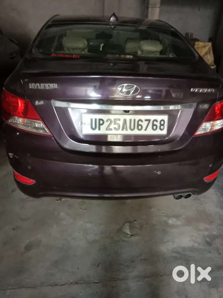 Hyundai Verna Crdi 2012 कार