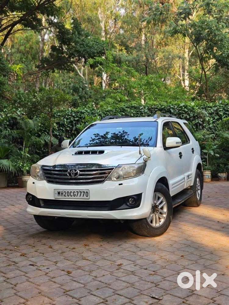 Fortuner 4x4 (1st Owner)