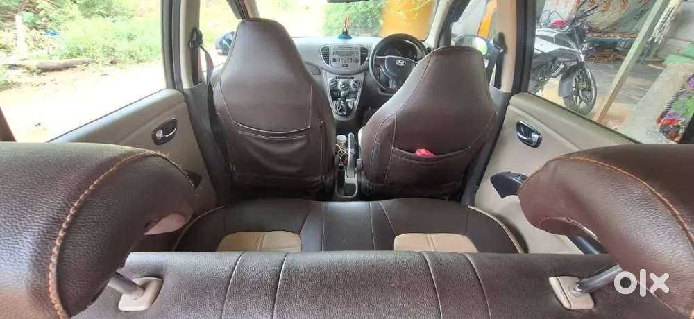 Hyundai I10 Sportz 2011 Model