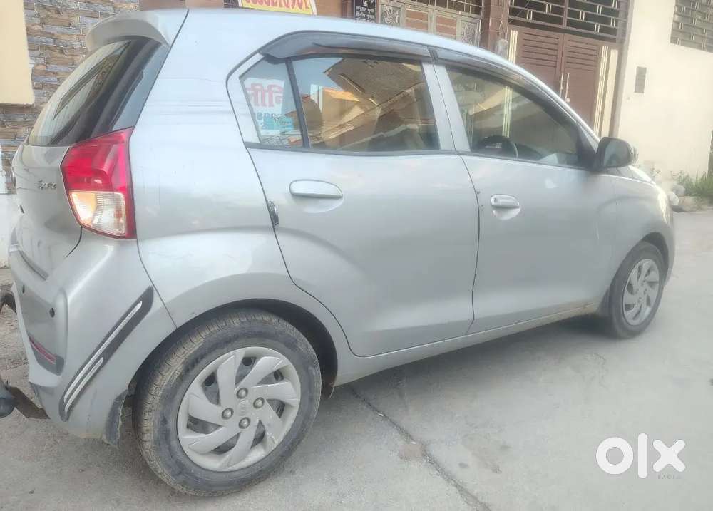 Single Hand Santro Car. Only 42000 Km.