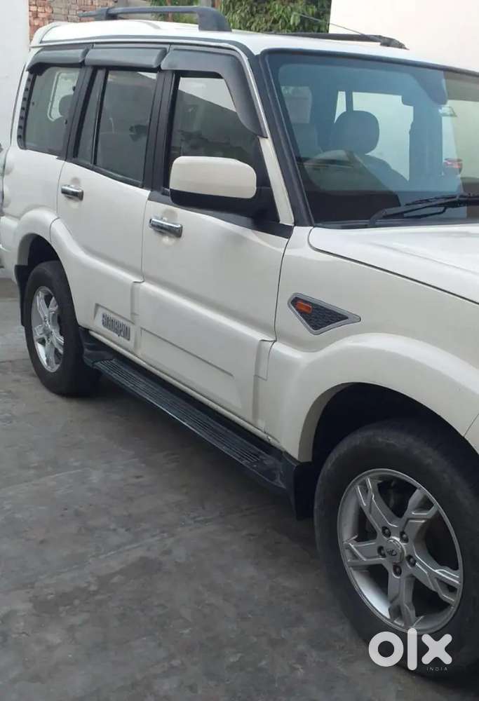 Mahindra Scorpio 2016 Diesel 115000 Km Driven
