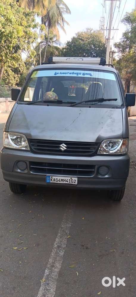 Well-maintained Maruti Suzuki Eeco Ac 2010 Petrol - Great Condition.