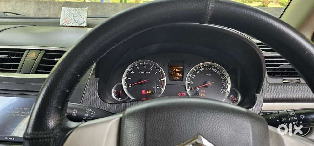 Swift 2014 Vxi Petrol