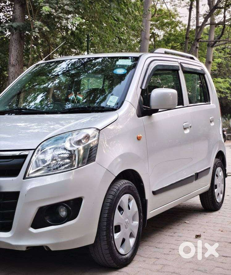 Maruti Suzuki Wagon R Amt Vxi Plus, 2017, Petrol