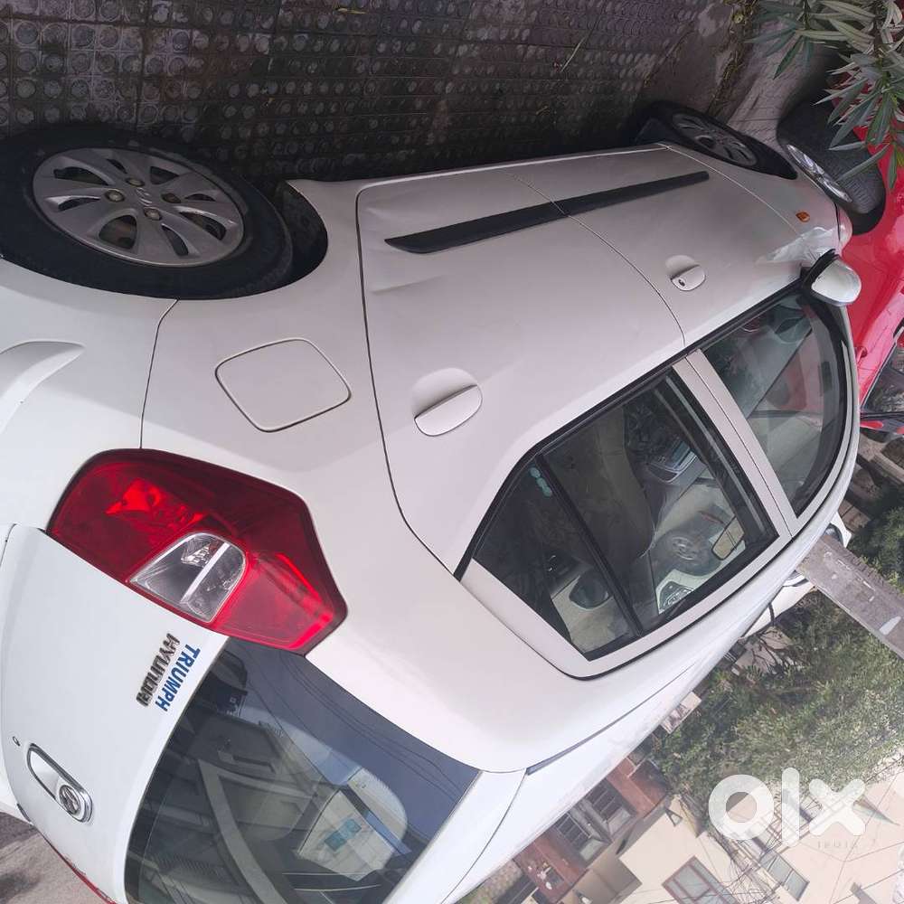 I 10 2012 Model Magna
