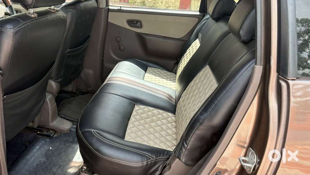 Maruti Suzuki Zen Estilo Lxi Bs Iv, 2010, Petrol