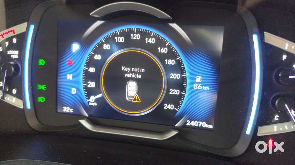 Hyundai Creta Sx (o) 1.5 Petrol Cvt, 2022, Petrol