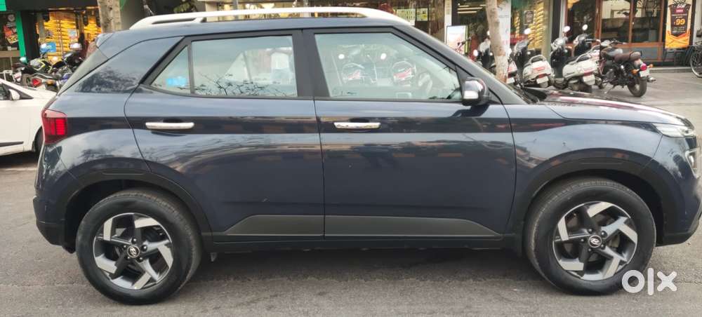 Hyundai Venue Sx, 2020, Petrol