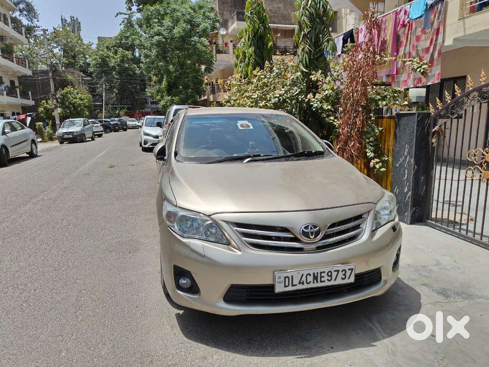 Toyota Corolla Altis 2010-2013 Gl, 2011, Petrol