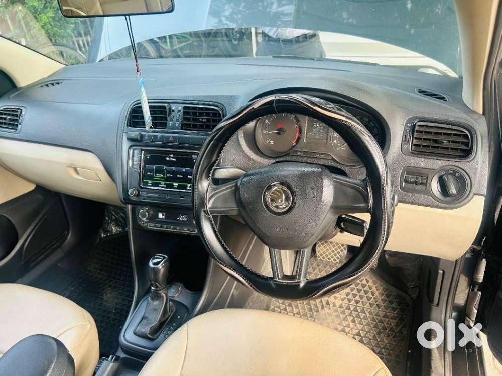 Skoda Rapid 1.0 Tsi Active, 2021, Petrol