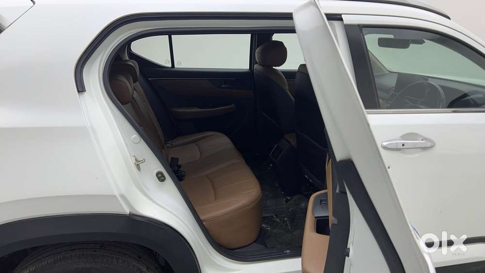 Honda Elevate Zx Cvt, 2023, Petrol