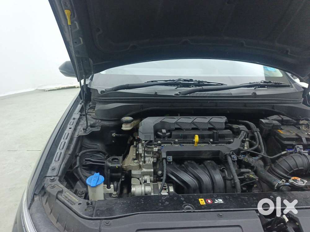Hyundai Verna 1.5 Sx Petrol Mt, 2023, Petrol