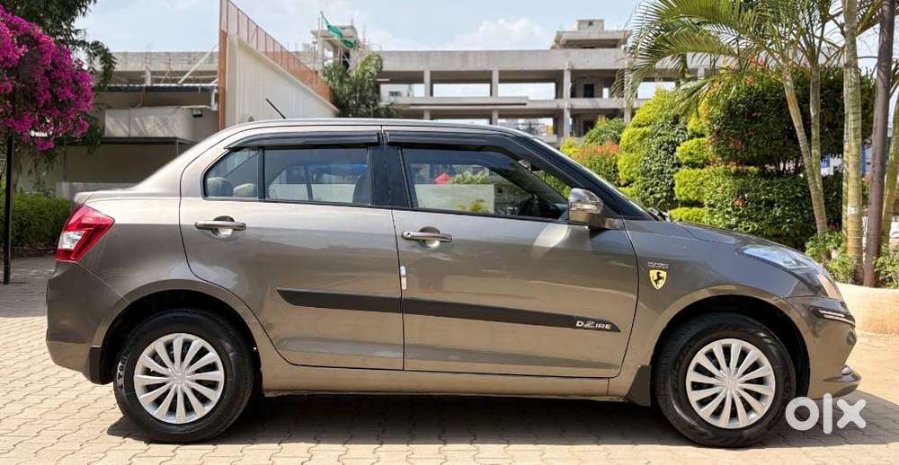 Maruti Suzuki Swift Dzire Vdi Optional, 2015, Diesel