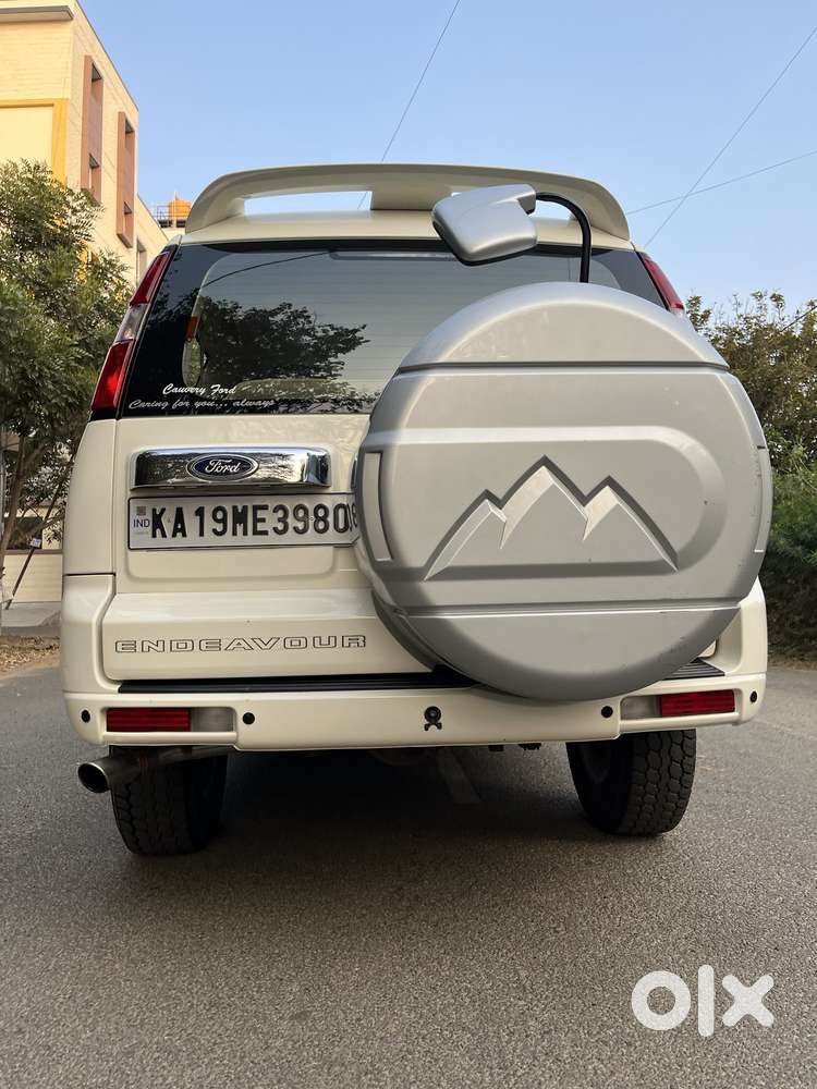 Ford Endeavour 3.2 Titanium At 4x4, 2014, Diesel