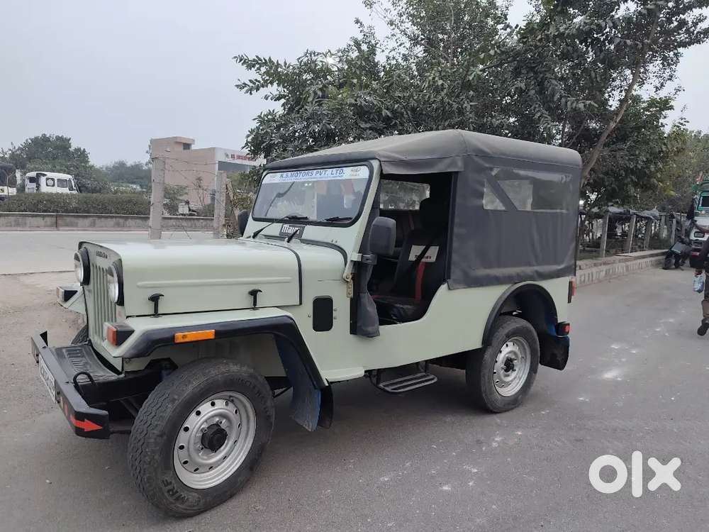 Mahindra Jeep