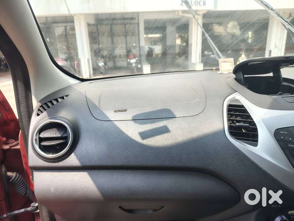 Ford Figo_titanium Petrol_2016 Model_1st Owner