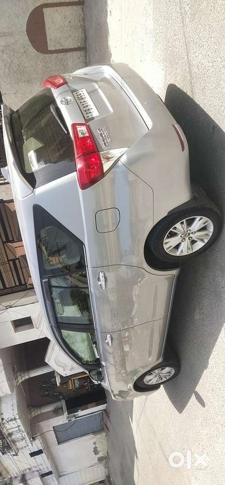 Toyota Innova Crysta 2.8z Automatic, 2019, Diesel