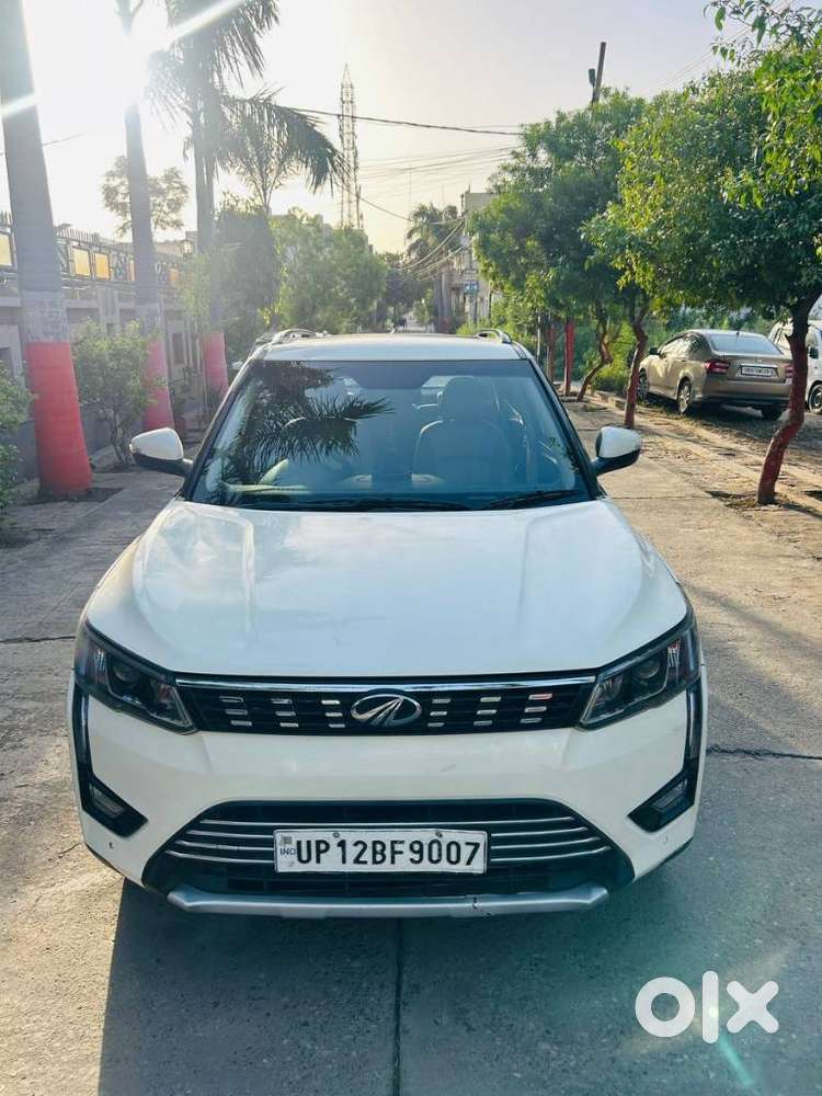 Mahindra Xuv300 W8 1.2 Petrol Dual Tone, 2021, Diesel