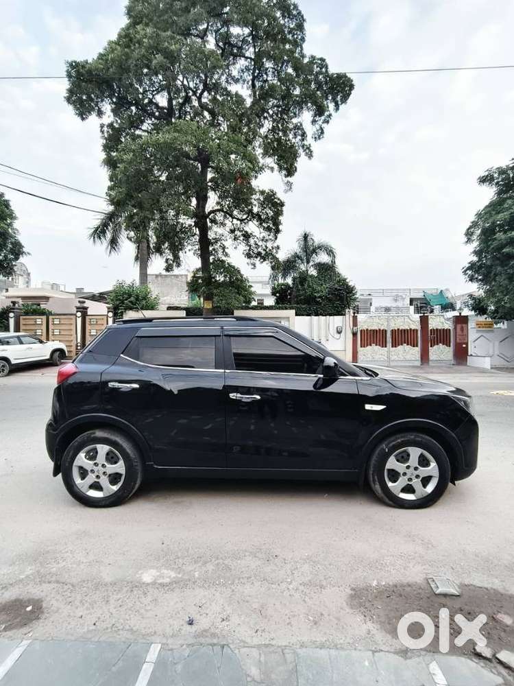 Mahindra Xuv300 W6, 2024, Petrol