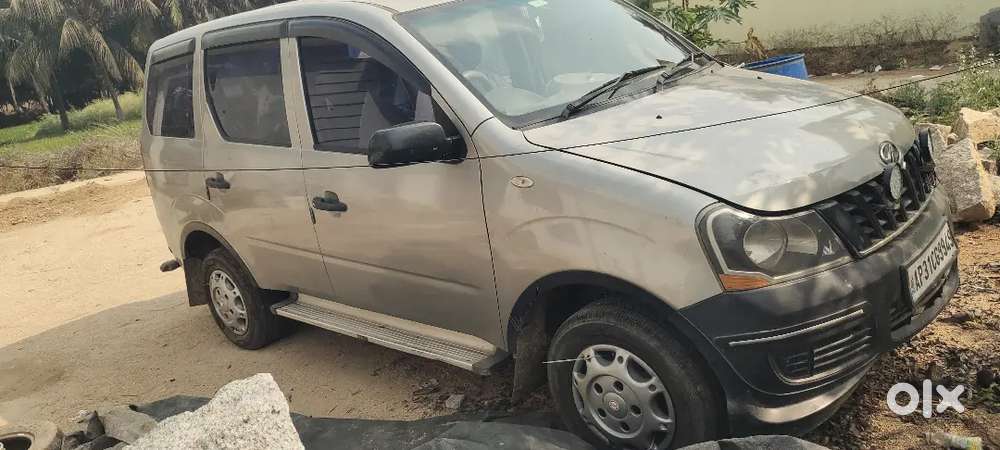 Mahindra Xylo 2010