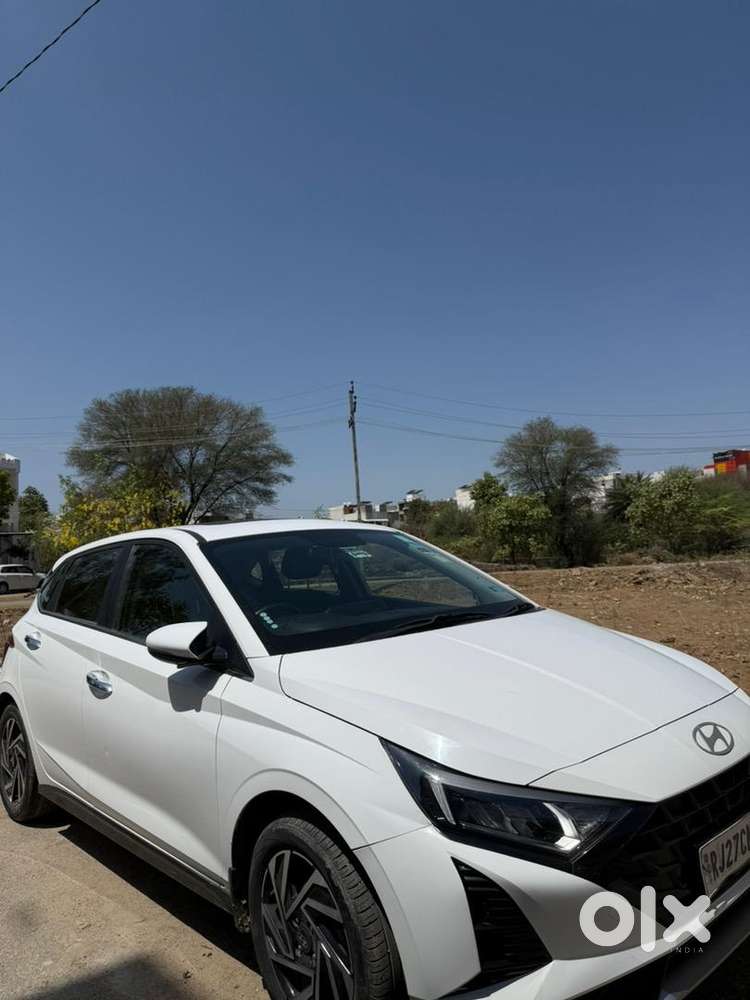 Hyundai I20 2024 Petrol 28000 Km Driven
