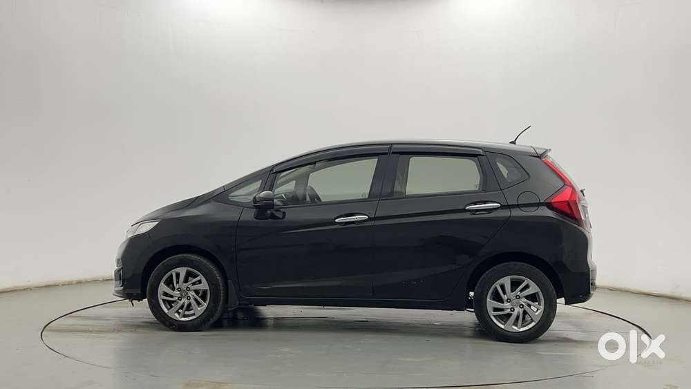 Honda Jazz [2020-2023] 1.2 Vx I-vtec Mt, 2021, Petrol