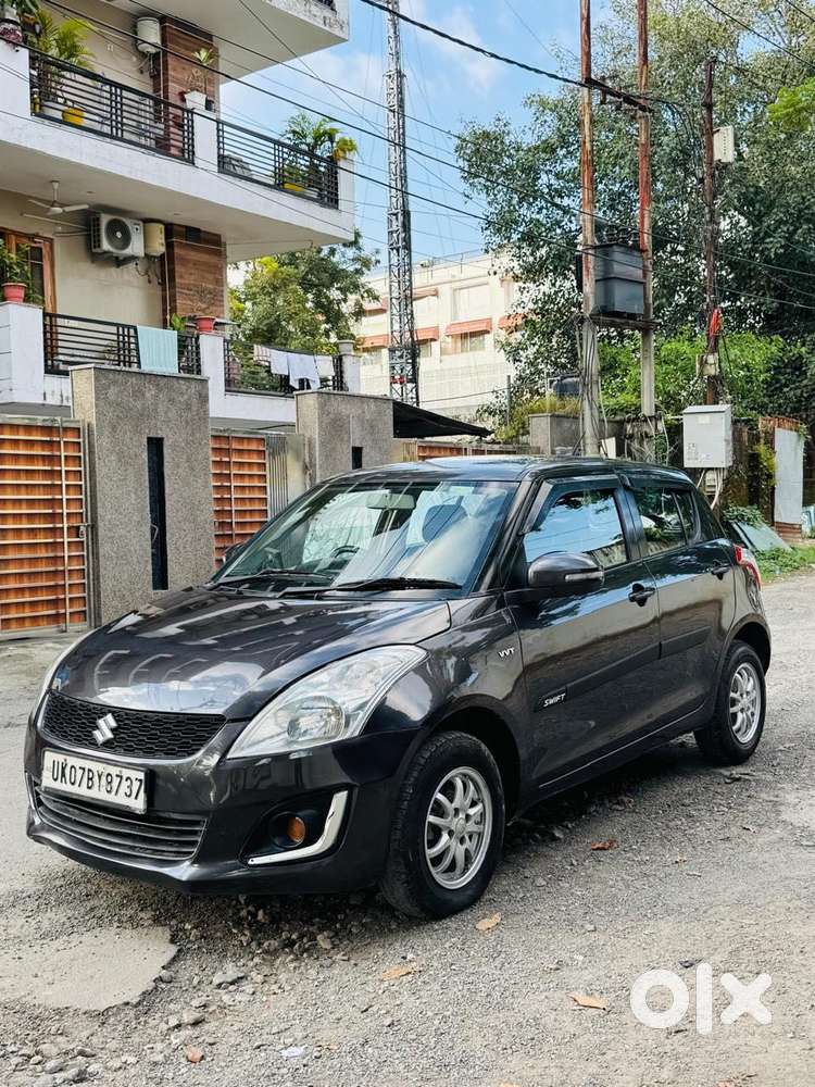Maruti Suzuki Swift Vxi + Manual, 2017, Petrol