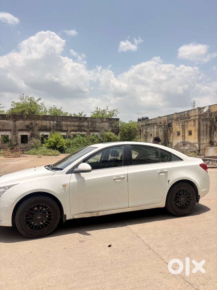 Chevrolet Cruze 2012 Diesel Well Maintained