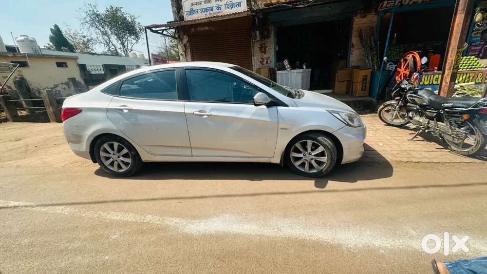 Hyundai Verna 2013 Diesel 98376 Km Driven