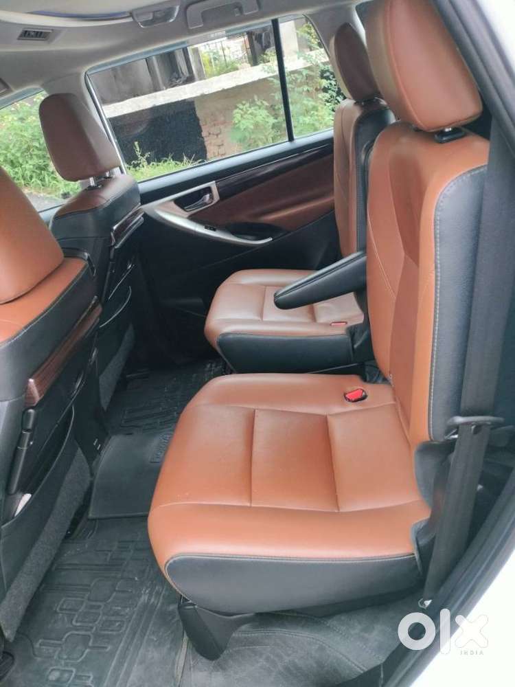Toyota Innova Crysta 2.8z Automatic, 2021, Diesel