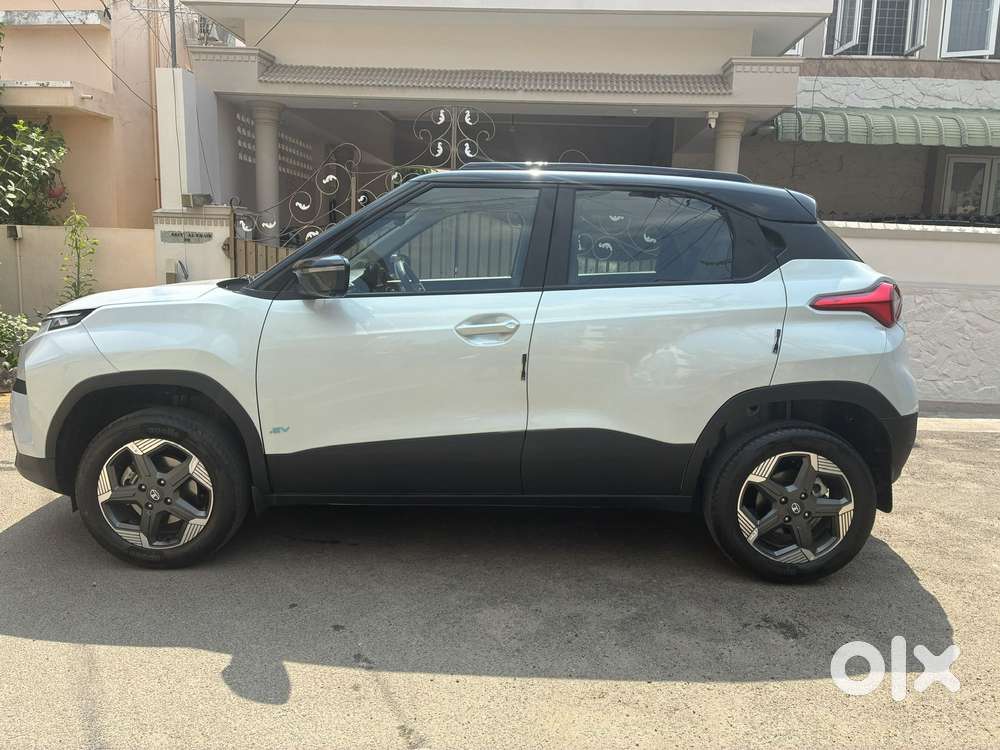 Tata Punch Ev Empowered Plus S Lr, 2025, Electric