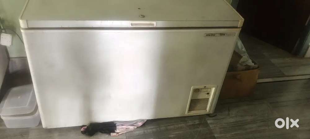 Voltas Deep Fridge