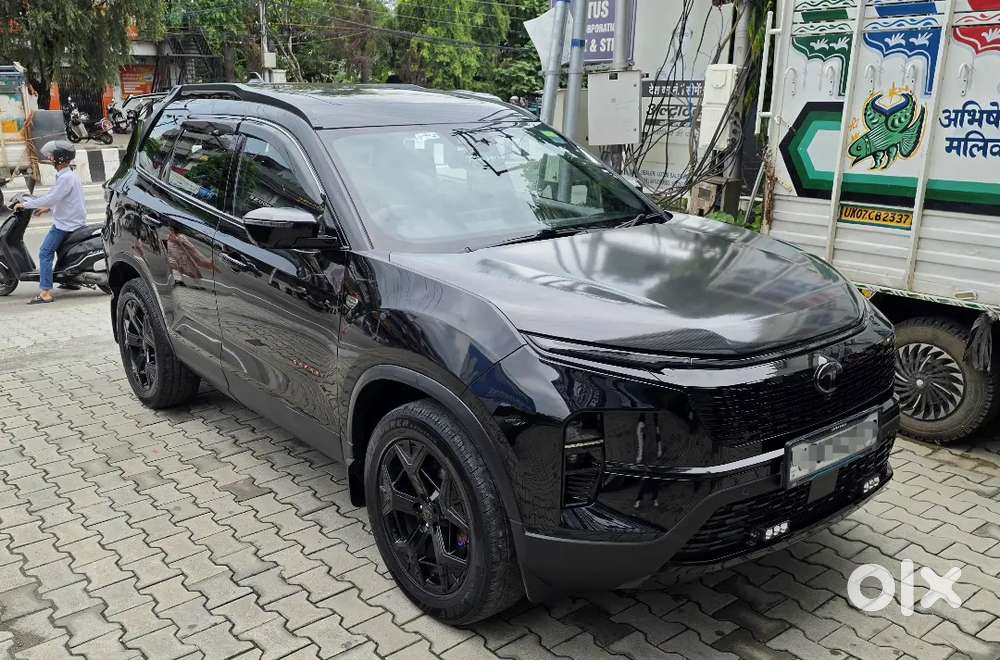 Tata Safari Accomplished Plus Dark 7str Automatic(adas)