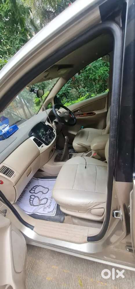 Toyota Innova 2.5 V 2007 Mh-14