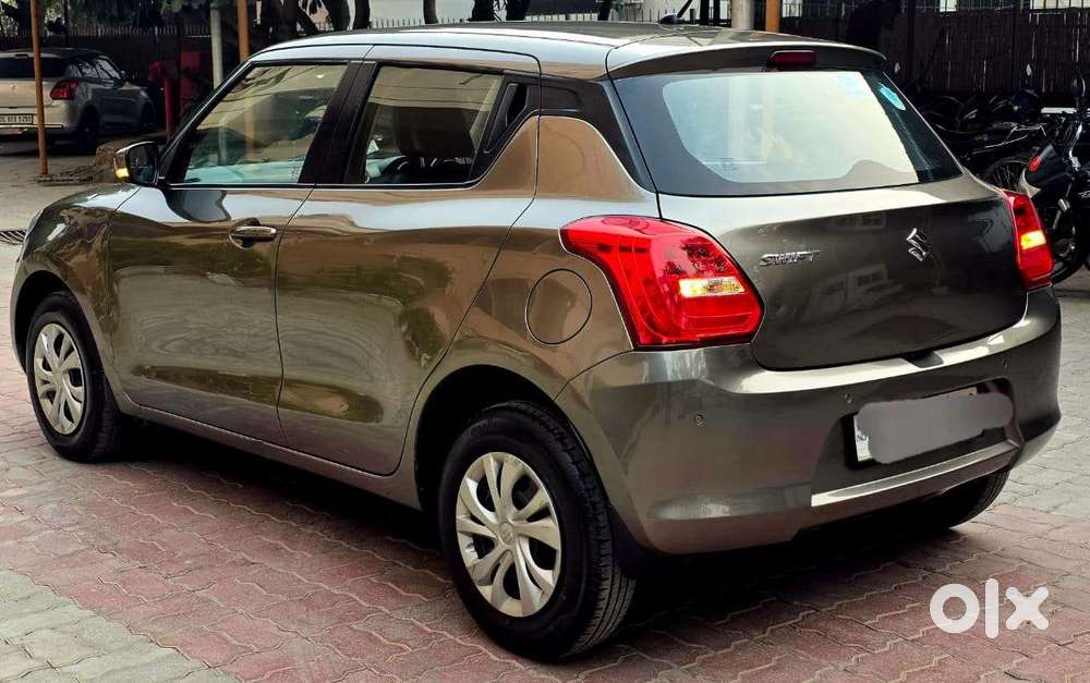 Maruti Suzuki Swift Vxi 1.2 Abs Bs-iv, 2018, Petrol