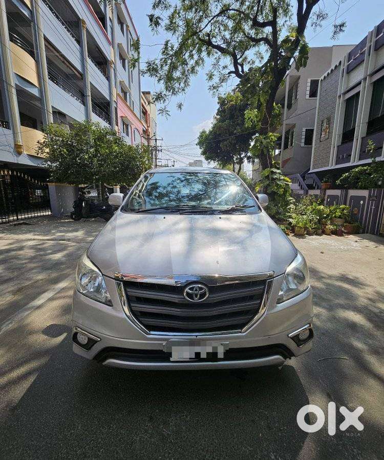 Toyota Innova 2.5 G (diesel) 7 Seater Bs Iv, 2014, Diesel
