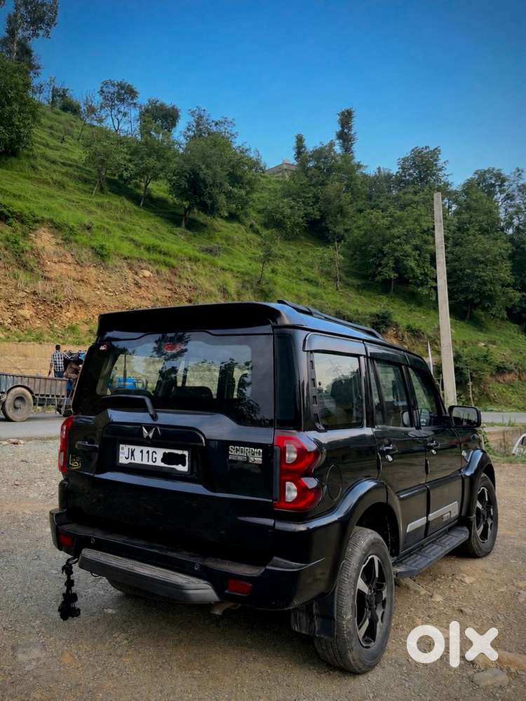 Mahindra Scorpio Classic 2023