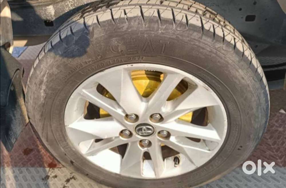 Toyota Innova Crysta 2.4 Gx Mt, 2018, Diesel