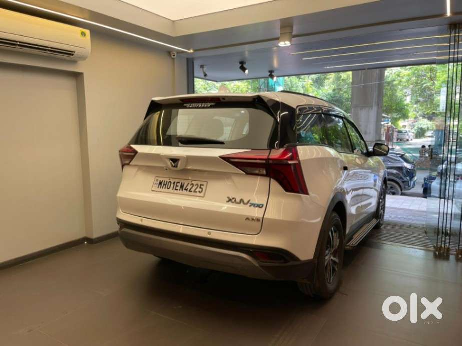 Mahindra Xuv700 2.0 Ax 5 Petrol At Str, 2024, Petrol